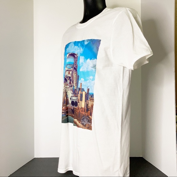 KID DANGEROUS NASA ASTRONAUT BOOMBOX ART TSHIRT - Picture 2 of 4